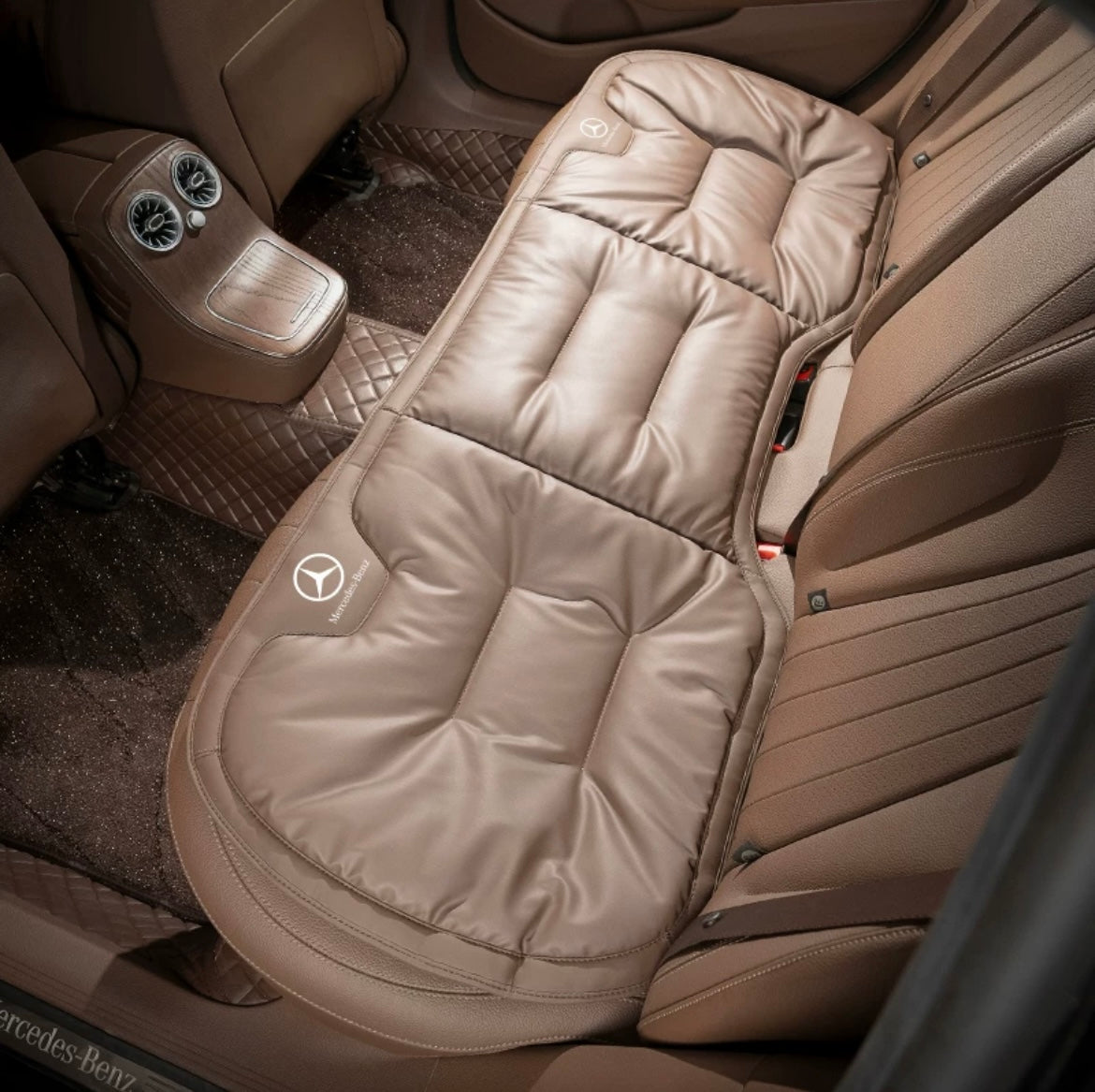 Personalized cushion for the back seat